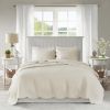 3 Piece Reversible Scalloped Edge Quilt Set